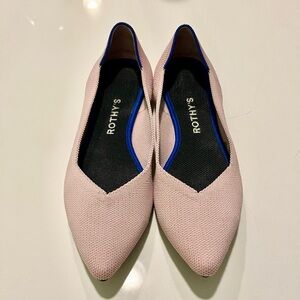 Almost new light pink Rothy’s flats